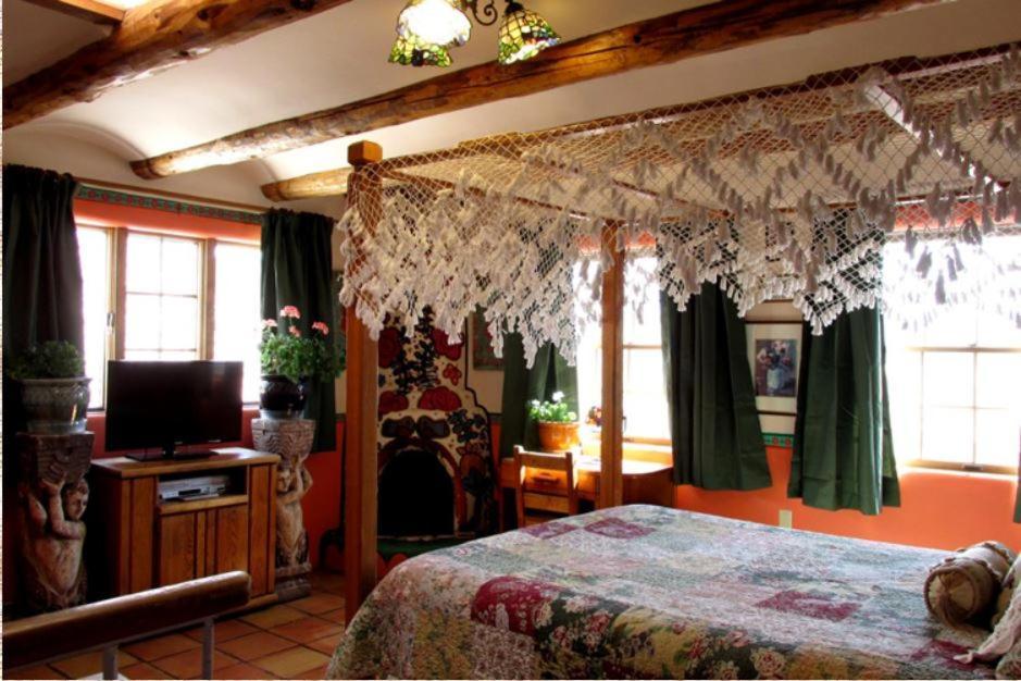 La Dona Luz Inn An Historic B&B Taos Buitenkant foto